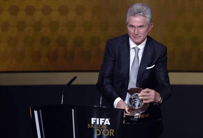 Jupp Heynckes nhận giải Huấn luyện viên xuất sắc.