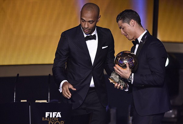 Rạng sáng ngày 13/1, trong đêm Gala trao giải thưởng các danh hiệu cá nhân do LĐBĐ thế giới (FIFA) tổ chức tại Zurich (Thụy Sĩ), Ronaldo đã chính thức trở thành chủ nhân của danh hiệu Quả bóng vàng FIFA 2014.