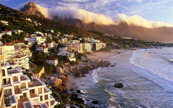 Western Cape là một tỉnh ở phía Tây Nam của Nam Phi, người dân nơi đây quanh năm sống trong khí hậu cận nhiệt đới dễ chịu.