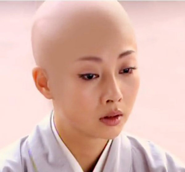 Ân Đào cũng 'xuống tóc' cho vai diễn Võ Tắc Thiên.
