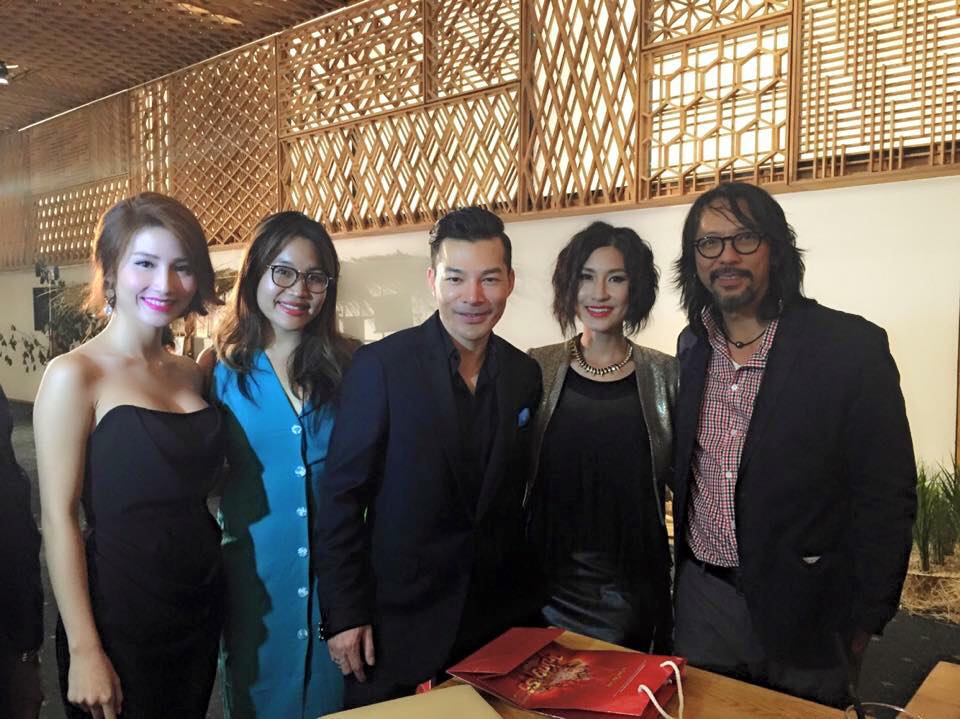 Diễm My và Trần Bảo Sơn, Kathy Uyên dự họp báo ra mắt phim 'Trúng số độc đắc'.