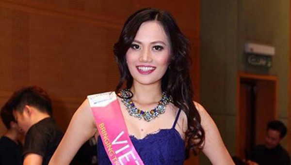 Người đẹp 'thi chui' cuối cùng của Việt Nam 2014 là Diệu Linh.