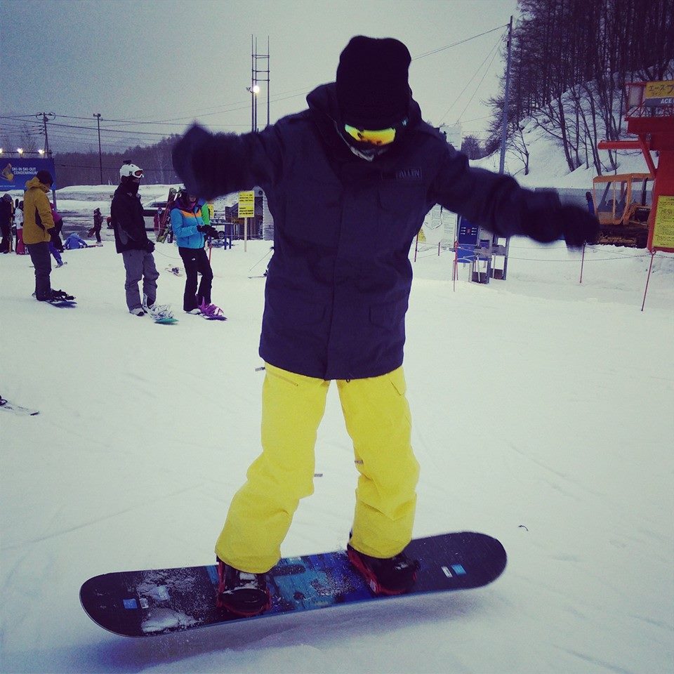 Ngô Thanh Vân khoe ảnh đi trượt tuyết ở Nhật Bản.