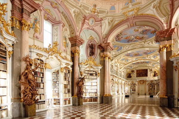 Thư viện trong tu viện Admont, Áo.