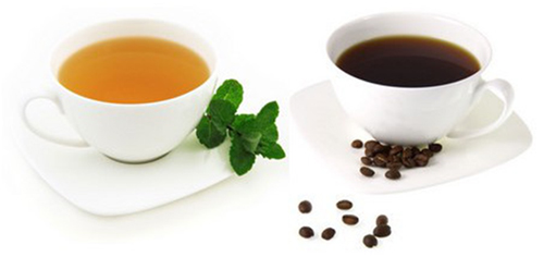 Uống quá nhiều trà hoặc cà phê có thể gây kích ứng dạ dày, ảnh hưởng đến giấc ngủ.