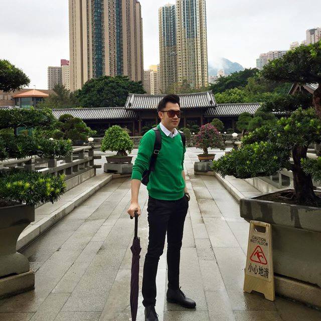 Dương Triệu Vũ liên tục up ảnh đi du lịch ở Hong Kong, nam ca sĩ là người thích đi du lịch.
