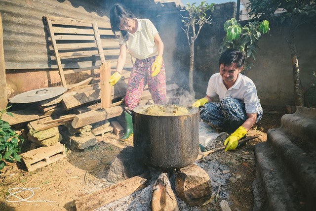 Để chú rể cảm thấy thoải mái và lên hình tự nhiên, cô dâu đã phải chuẩn bị chi tiết cho kế hoạch chụp ảnh cưới.