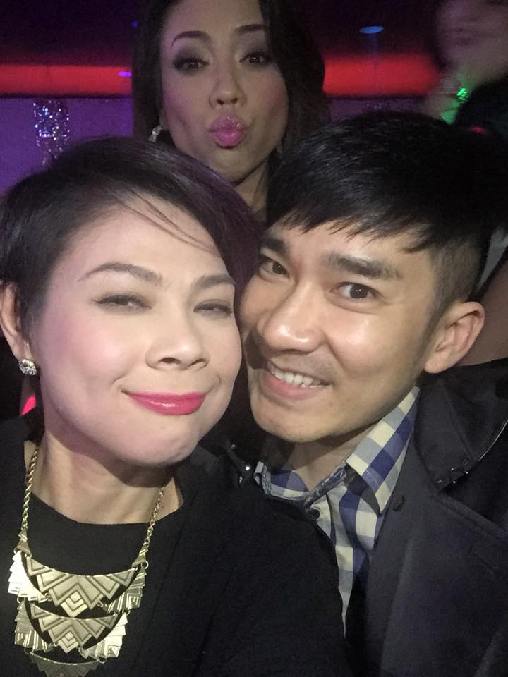 Quang Hà, Thanh Thảo selfie cùng nhau ở Mỹ.