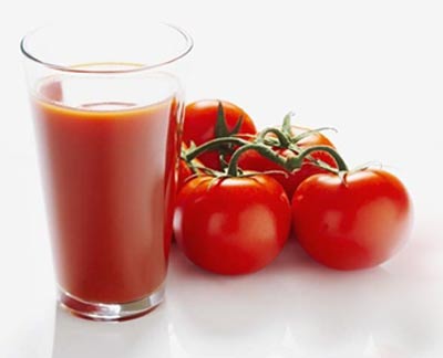 Bảo vệ tim mạch: Chất lycopene trong cà chua hàm chứa các vitamin và khoáng chất có tác dụng bảo vệ tim mạch, có khả năng làm giảm tác hại của các bệnh tim mạch.