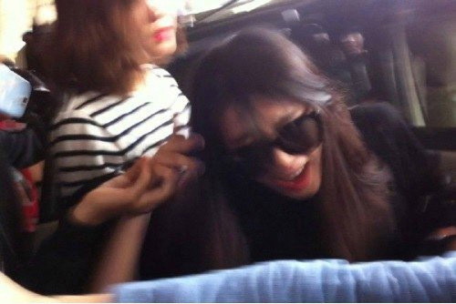 Jiyeon của T-ara bị giật tóc tại sân bay Tân Sơn Nhất.