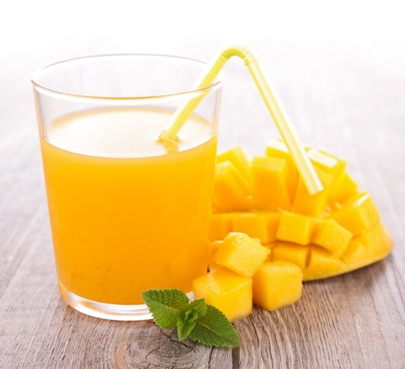 Nước ép xoài đứng đầu bảng trong các loại nước ép trái cây - “kho” vitamin A, C, E, rất tốt cho sức khỏe cả gia đình bạn.