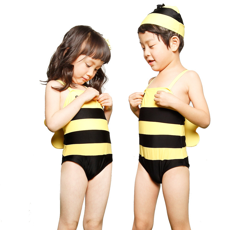 Cặp áo bơi biến các bé thành 'chú ong chăm chỉ'