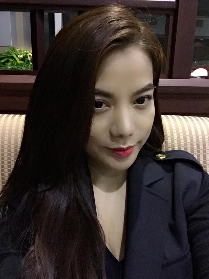 Trương Ngọc Ánh dạo gần đây rất chăm đăng ảnh selfie lên trang cá nhân. Nữ diễn viên 'Hương Ga' đầy tự tin với nhan sắc ngày càng quyến rũ dù đã bước sang tuổi 39.