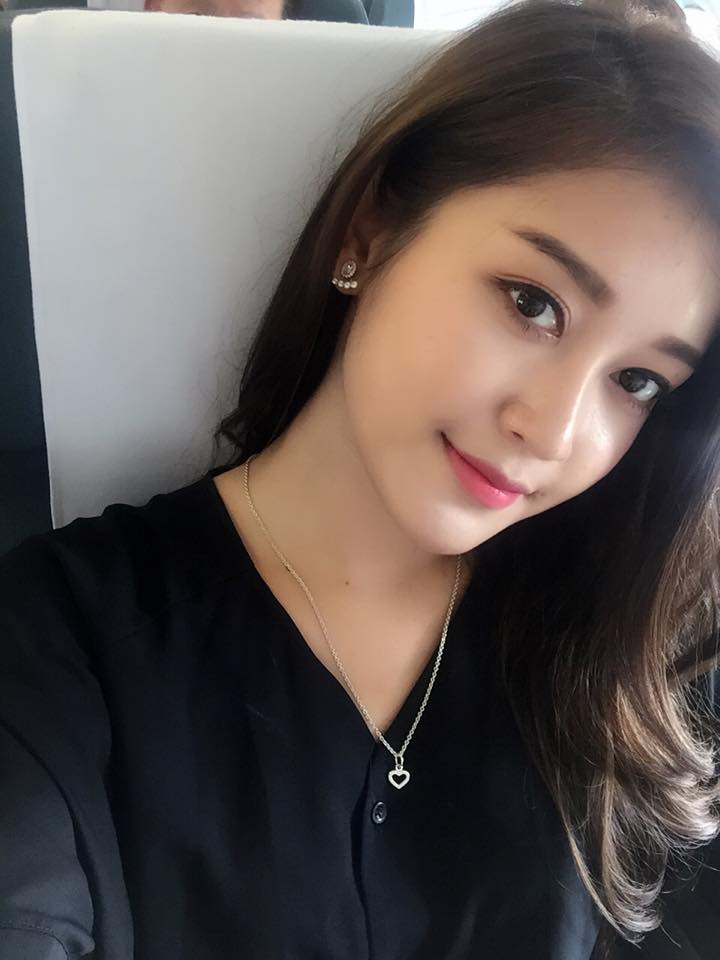 Á hậu Huyền My khiến fan tiếp tục 'phát sốt' với hình ảnh selfie xinh đẹp.