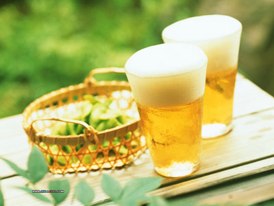 Không nên uống bia để làm dịu cơn khát bởi khi đó sẽ làm cho bạn càng khát hơn.
