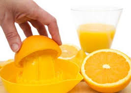 Tất cả những chất dinh dưỡng có trong cam đều cần thiết để hỗ trợ sức khỏe của gan. Hơn nữa, các chất chống oxy hóa trong bưởi còn giúp 'làm sạch' kí sinh trùng trong gan, đào thải các độc tố trong gan rất tốt.