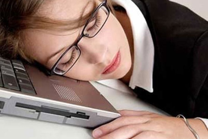 Tư thế ngủ không đúng sẽ khiến giấc ngủ của bạn trở nên mệt mỏi hơn sau khi tỉnh giấc.