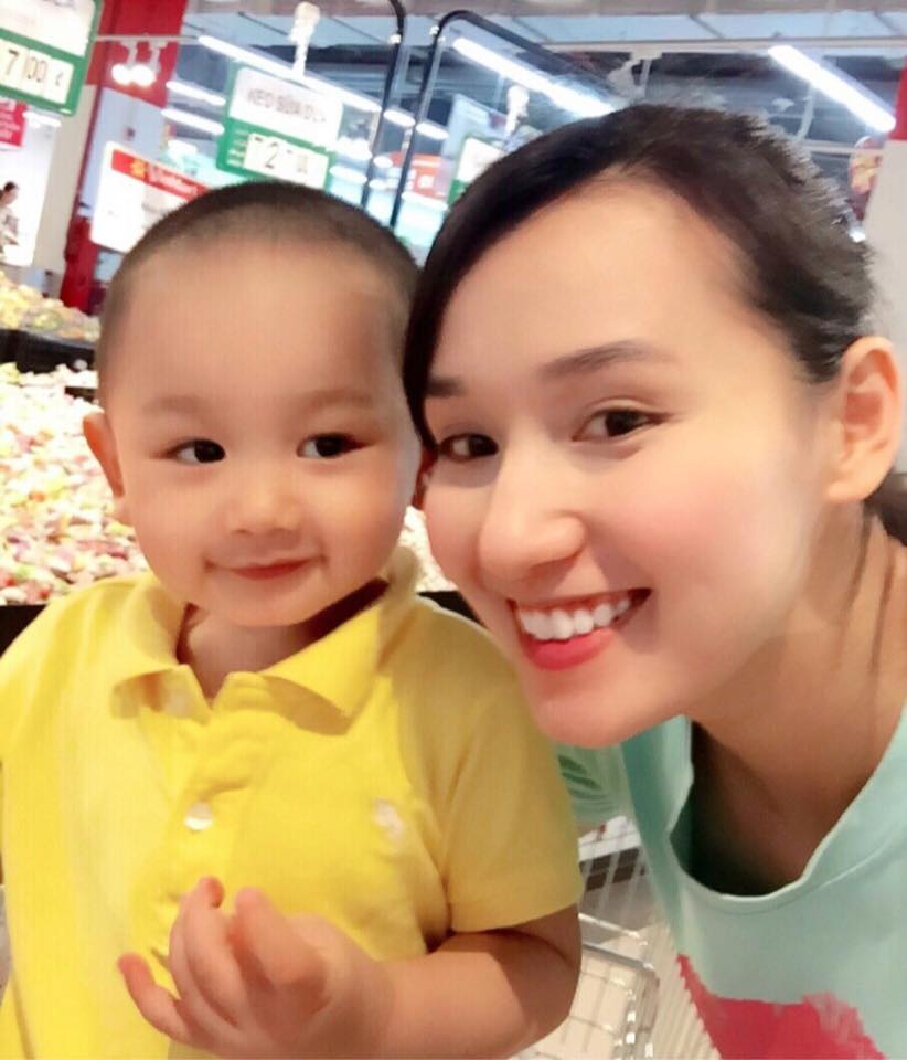 Con trai Lã Thanh Huyền sở hữu khuôn mặt đáng yêu.