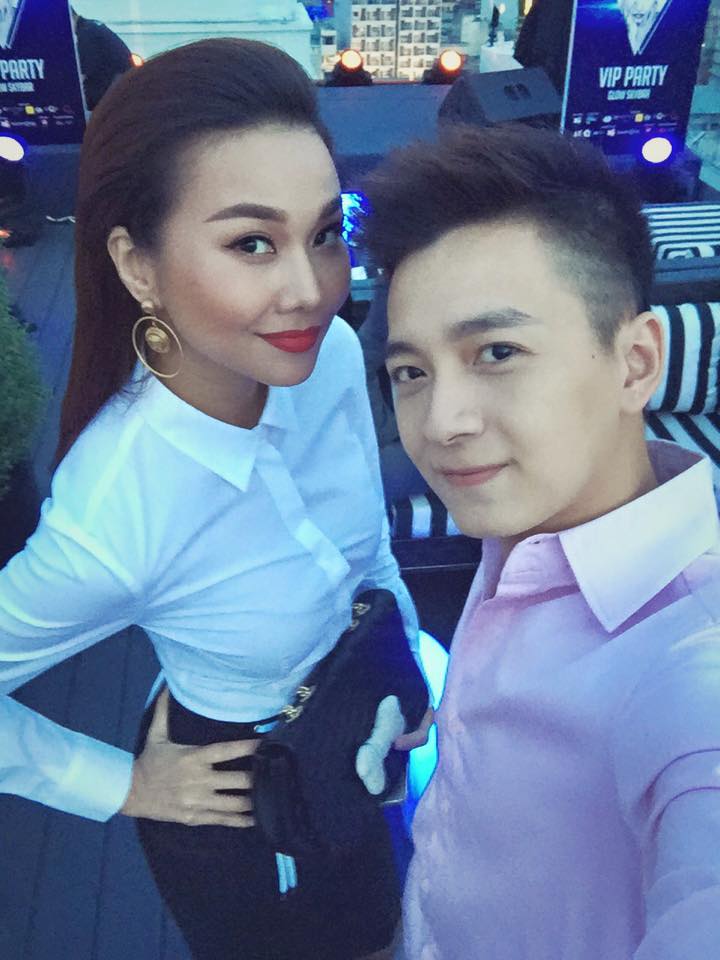 Ngô Kiến Huy selfie cùng Thanh Hằng.