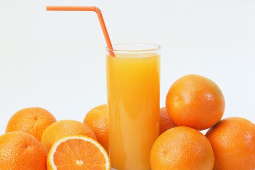 Tăng sức đề kháng - theo các chuyên gia dinh dưỡng, nước cam đặc biệt cam sành chứa nhiều canxi và vitamin hơn cả các sản phẩm từ sữa – có khả năng chống bệnh cảm cúm và tăng cường khả năng miễn dịch.