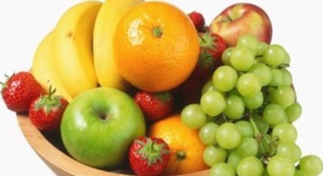 Ăn quá nhiều rau quả - các loại hoa quả và rau xanh, đặc biệt các loại thực phẩm giàu kali và axit ooxxilic được xem là huyết áp tự nhiên gây thiệt hại thận.