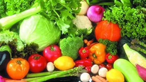 Nếu bạn đang muốn giảm cân, hãy thử các loại rau sau đây: nho, dưa hấu, cà chua, dưa chuột, rau xà lách, cần tây, hoa lơ, giá đỗ…