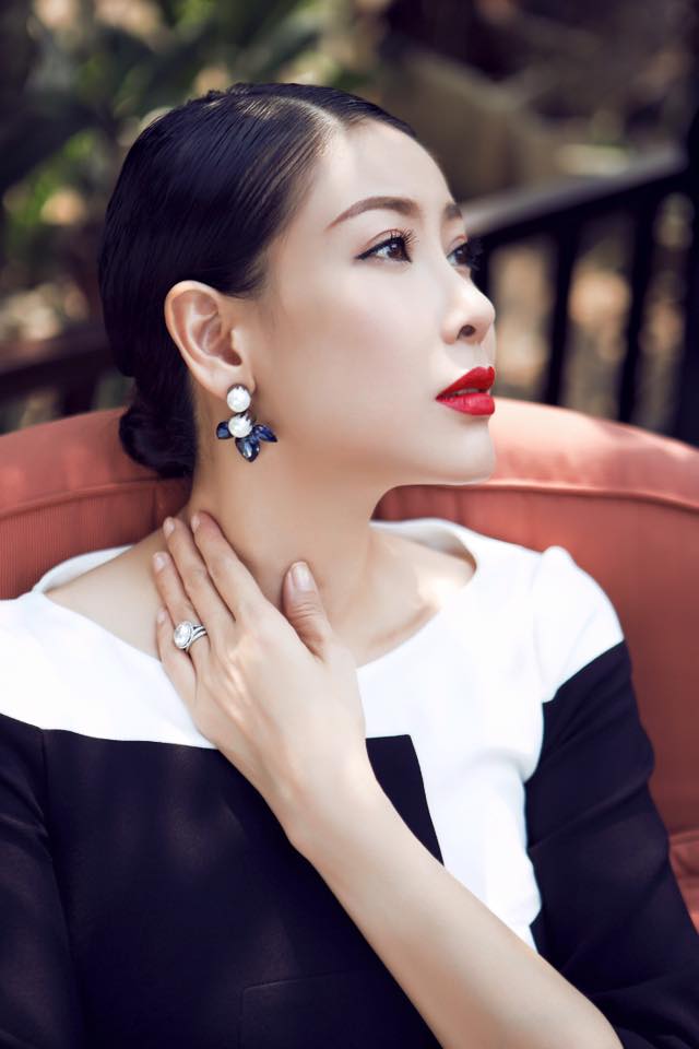 Hoa hậu Hà Kiều Anh đẹp dịu dàng trong bộ ảnh mới.
