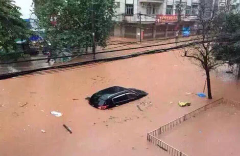 Hình ảnh ngập lụt kinh hoàng tại nhiều khu vực ở Quảng Ninh những ngày qua.
