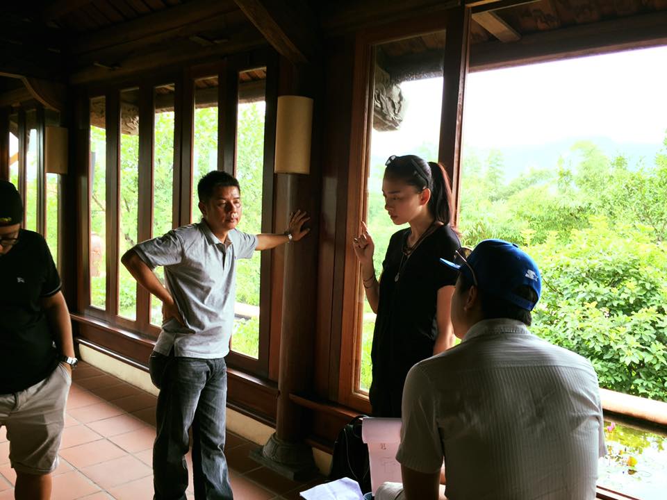 Ngô Thanh Vân đnag chỉ đạo bối cảnh cho bộ phim hành động mới ở Ninh Bình.