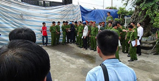 Đại diện cơ quan chức năng cũng chỉ định 3 luật sư thuộc Đoàn Luật sư tỉnh Bình Phước tham gia thực nghiệm để bảo vệ quyền lợi cho các nghi can.