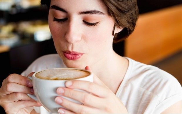 Caffine có trong cà phê được coi là một loại chất gây nghiện và chúng ta được khuyên nên tránh nó bất cứ khi nào có thể.