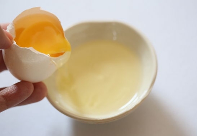 Bổ sung trứng gà vào bữa ăn hằng ngày sẽ giúp hạn chế lão hóa cho da.