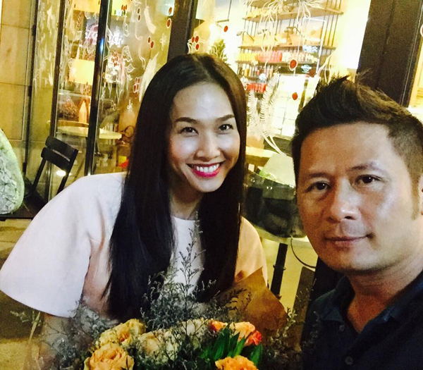 Hoa hậu Dương Mỹ Linh rạng rỡ khi được bạn trai Bằng Kiều đưa đi chăm sóc sắc đẹp.
