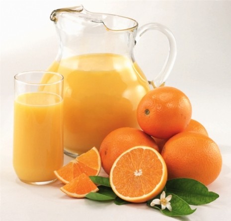 Trị lão hoá da: Nước ép trái cam có thể sử dụng như một loại nước tẩy trang, làm sạch da.
