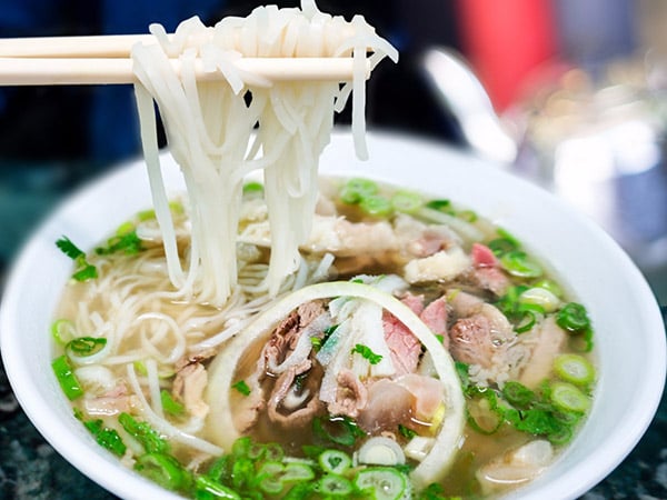 Phở Việt Nam vào top những món ăn ai cũng nên thử trong đời