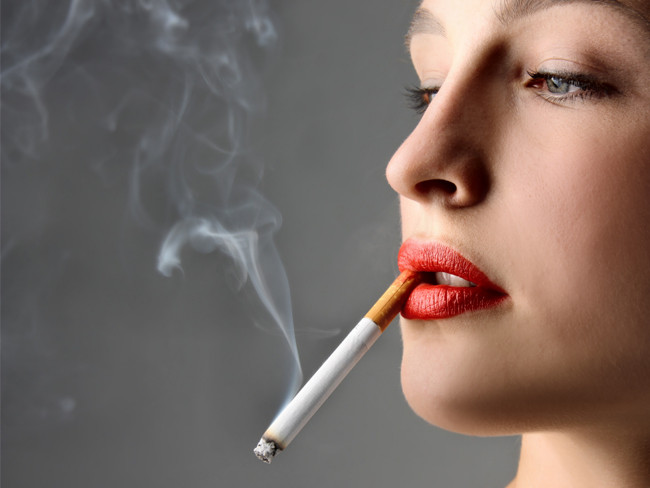 Ngoài ra, những người sống trong môi trường khói thuốc cũng bị ảnh hưởng. Thực tế đã có 46.000 người hút thuốc thụ động chết do các bệnh về tim mỗi năm.