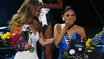 Ủng hộ tân HHHV 2015, Hoa hậu Mỹ bị đe dọa tính mạng