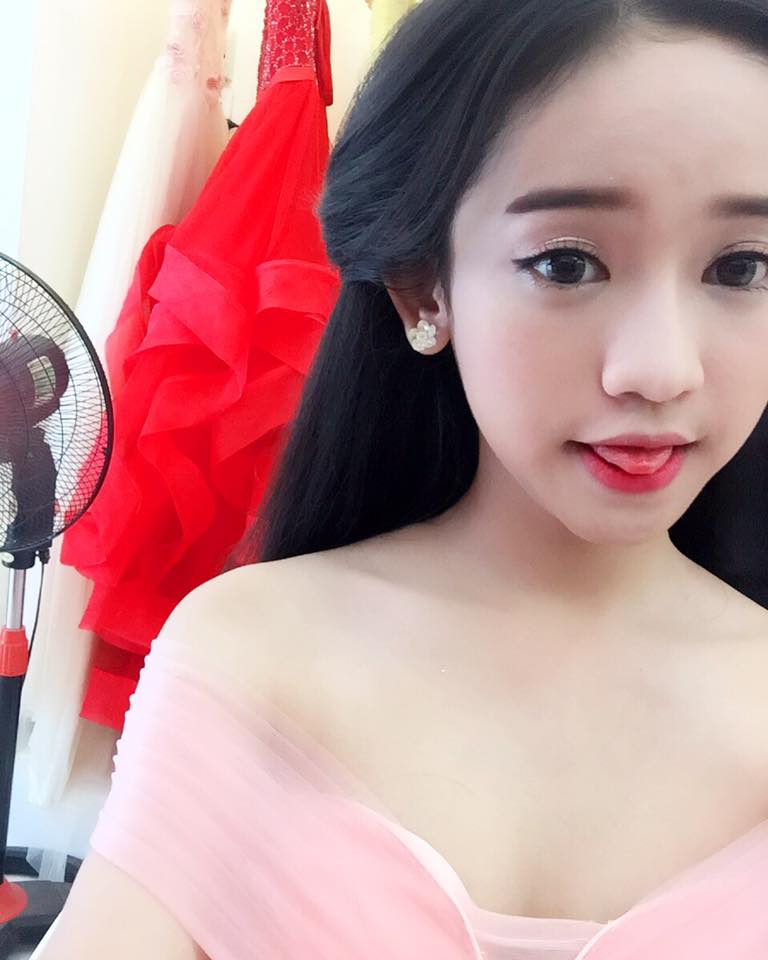 Lộ gương mặt rõ nét \'đáng sợ\' của hotgirl 17 tuổi Thúy Vi.