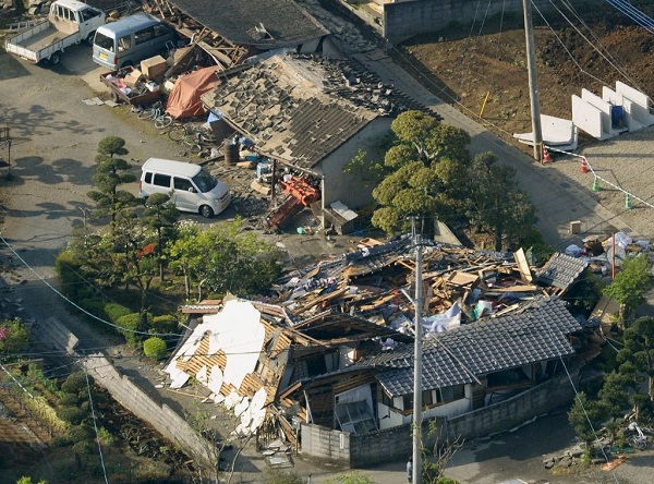 Thông tin mới nhất về trận động đất kinh hoàng ở Nhật Bản