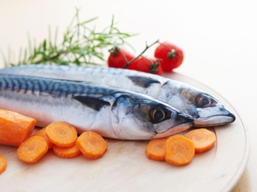 Cá cũng là một nguồn protein tốt nên bạn đừng bỏ qua món ăn bổ dưỡng này nhé.