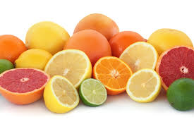 Những loại trái cây có múi như bưởi, cam, quýt giàu vitamin C và chất chống oxy hóa nên cải thiện số lượng tinh trùng và giúp giảm vô sinh ở cả nam lẫn nữ.