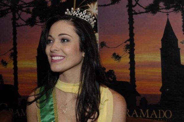 Hoa hậu Brazil bất ngờ đột tử tại nhà riêng
