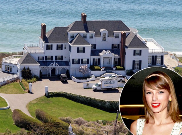 Taylor mua căn biệt thự Rhode Island với giá 17,7 triệu USD, với số tiền này cô sở hữu căn nhà rộng 5ha với khoảng sân rộng, hồ bơi lớn và đặc biệt nằm ngay cạnh bãi biển.