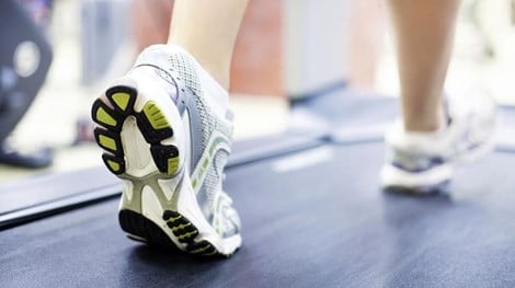 Ngừa dị ứng, giảm viêm - Một nghiên cứu đã khẳng định rằng, chỉ cần đi bộ trong 15 phút mỗi ngày có thể làm giảm dị ứng bởi hoạt động này giúp giảm viêm cơ thể.