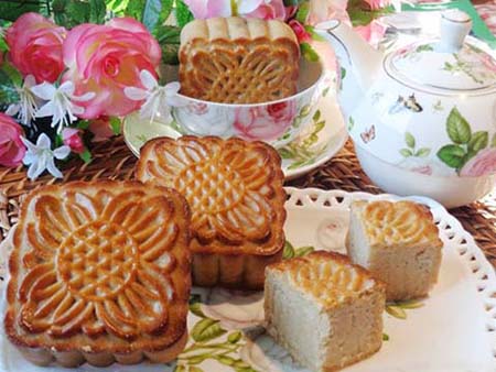 Cách làm bánh trung thu nhân đậu trắng thơm ngon
