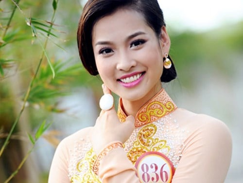 Người đẹp từng giành giải vàng Siêu mẫu Việt Nam sở hữu gương mặt đẹp, thân hình cùng chiều cao chuẩn mực.