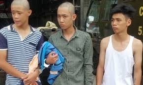 Bé trai nhờ 'xã hội đen' giải quyết mâu thuẫn vặt