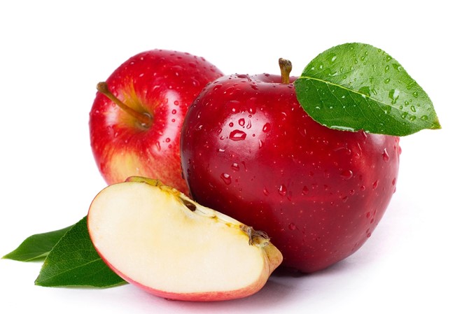 Táo: Theo Boldsky, táo không chỉ thơm ngon, giàu dinh dưỡng, nó còn chứa hàm lượng cao nước và chất xơ, giúp bạn hấp thụ tốt protein và hạn chế chất béo trước bữa ăn.