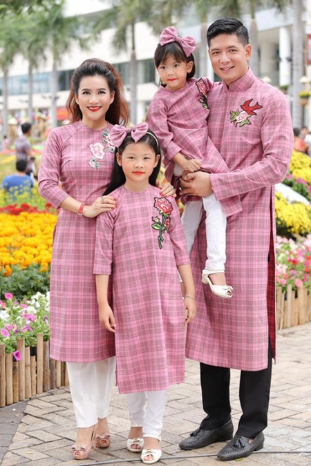 Gia đình hạnh phúc của Bình Minh và Anh Thơ
