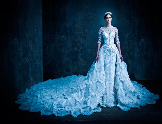 Ngắm những bộ đầm đẹp nhất trong sách ảnh thời trang sắp ra mắt của nhà  thiết kế công chúa Nguyễn Minh Công